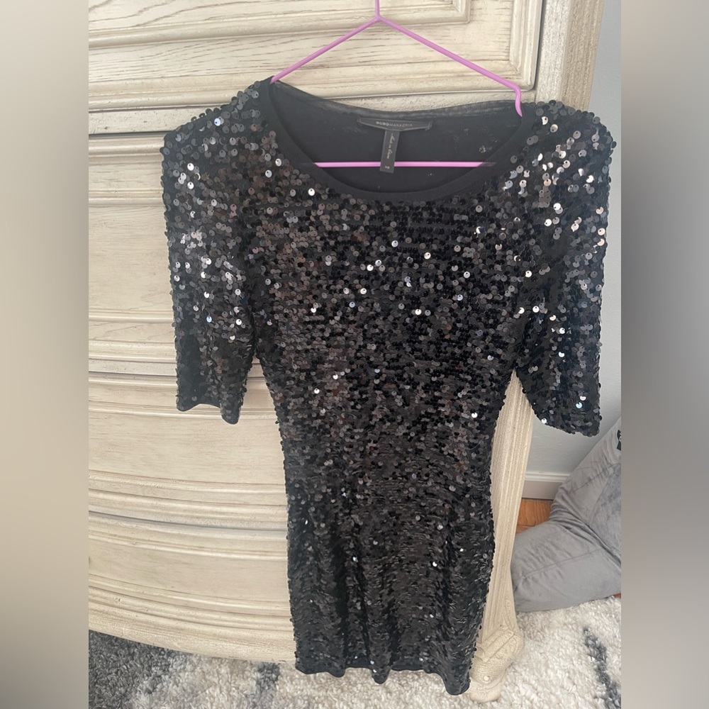 Never worn parry dress lined